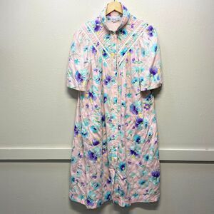 VTG Say-Lu Pink Floral Sz M Pearl Snap Night Gown, House Dress, Muumuu, Lounge